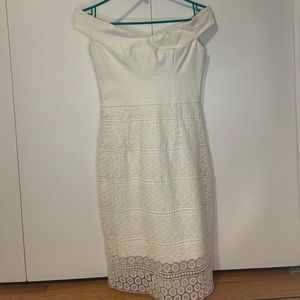 Ever New Cream Off the shoulder cocktail dress Size 4
